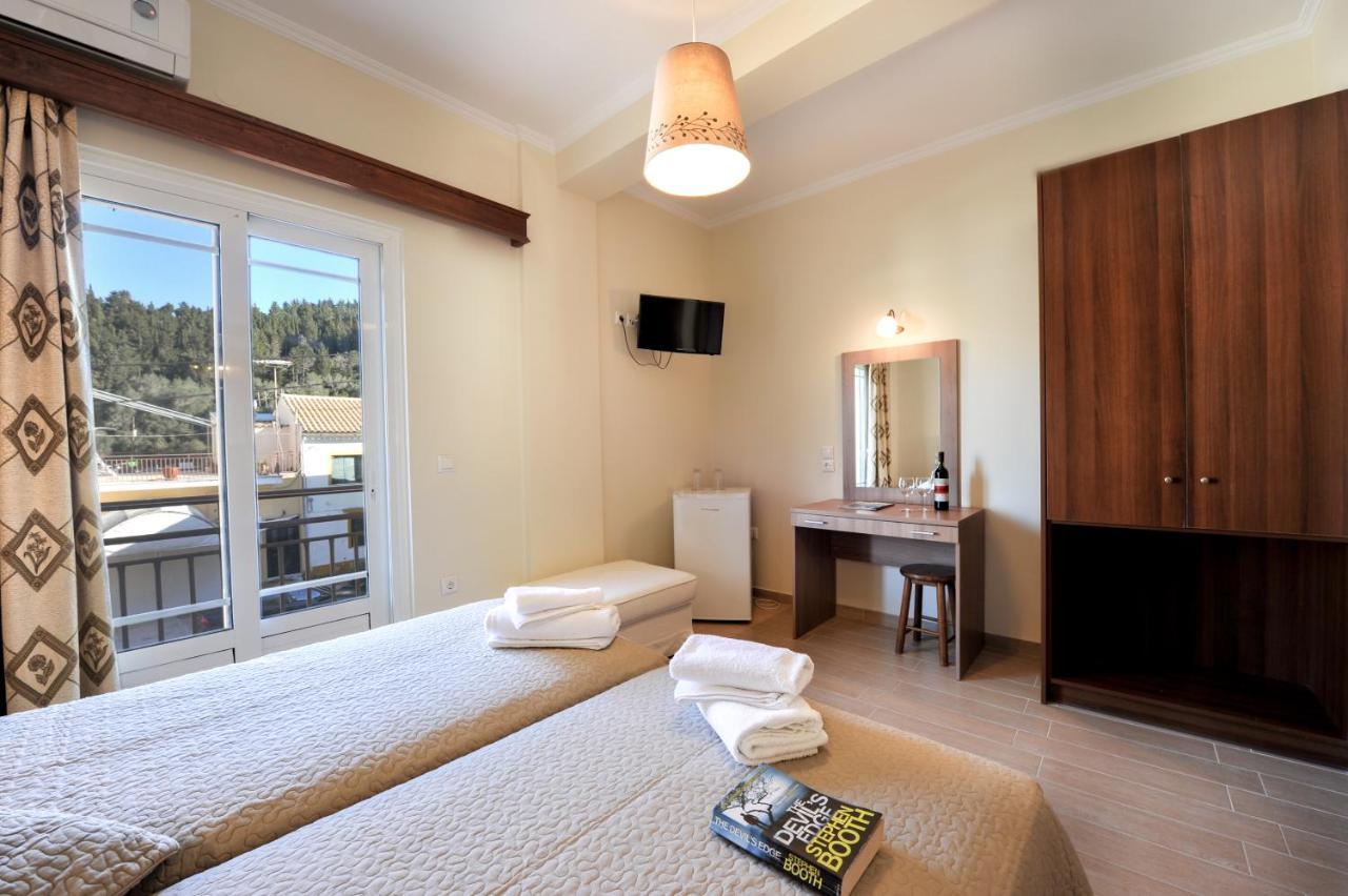 Ilios Hotel Лакка Экстерьер фото