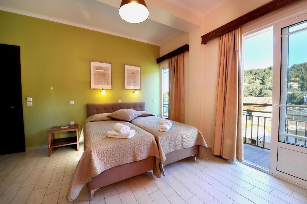 Ilios Hotel Лакка Экстерьер фото
