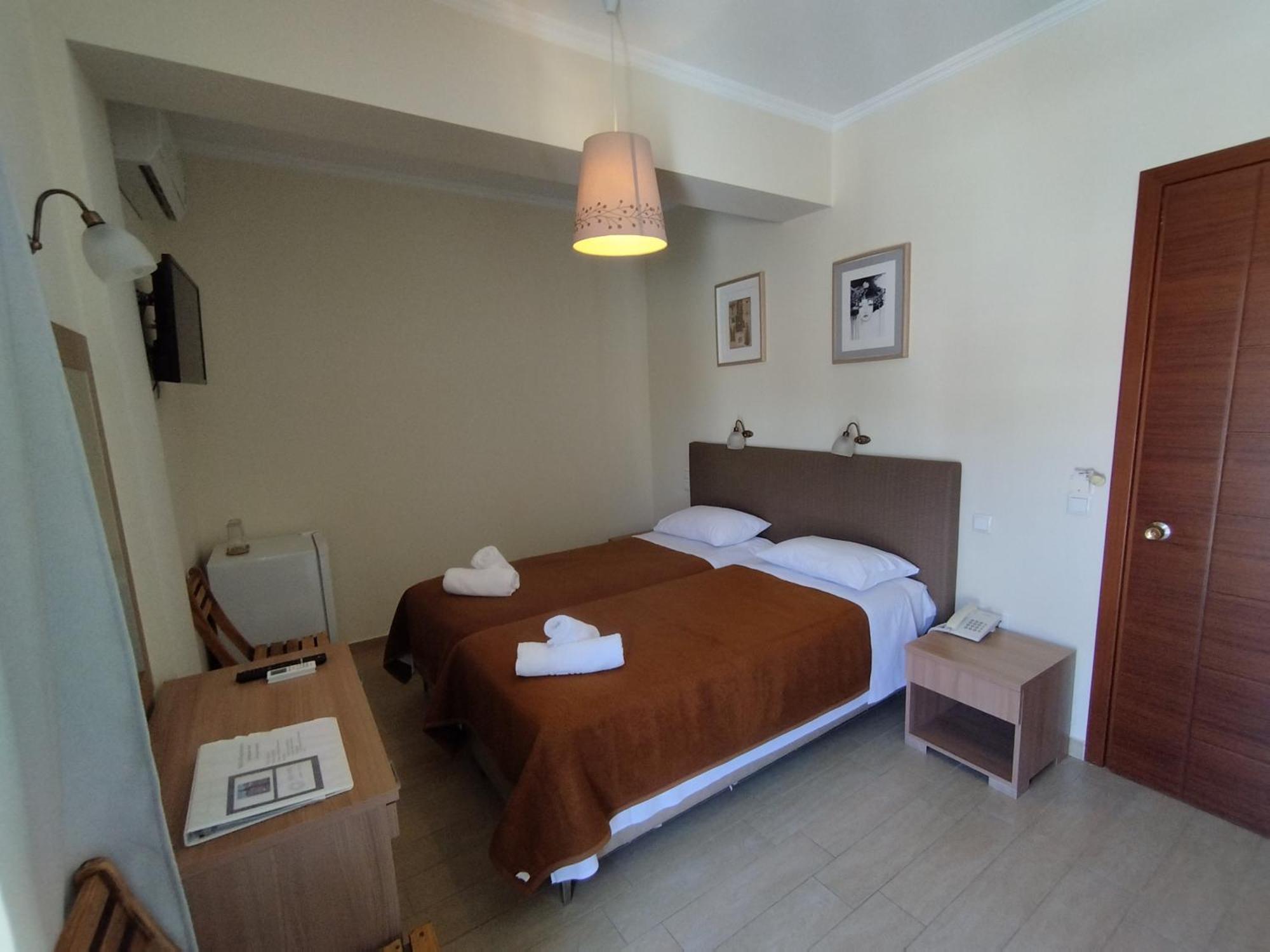 Ilios Hotel Лакка Экстерьер фото